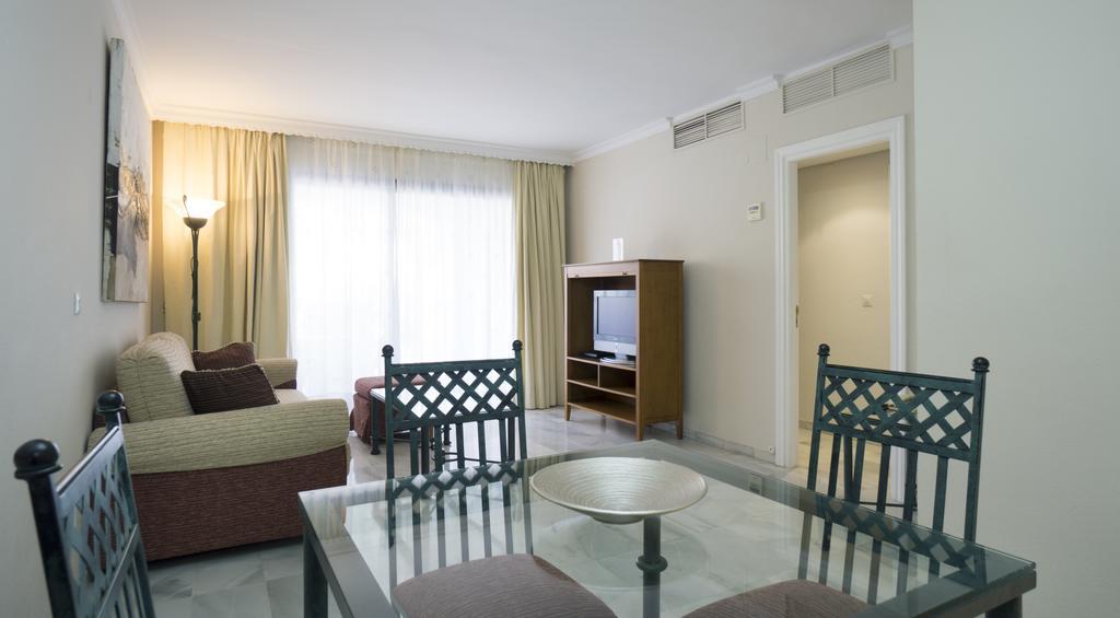 شقة Club Jardines Del Puerto ماربيا المظهر الخارجي الصورة