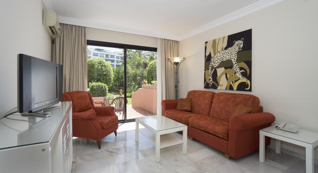 شقة Club Jardines Del Puerto ماربيا المظهر الخارجي الصورة