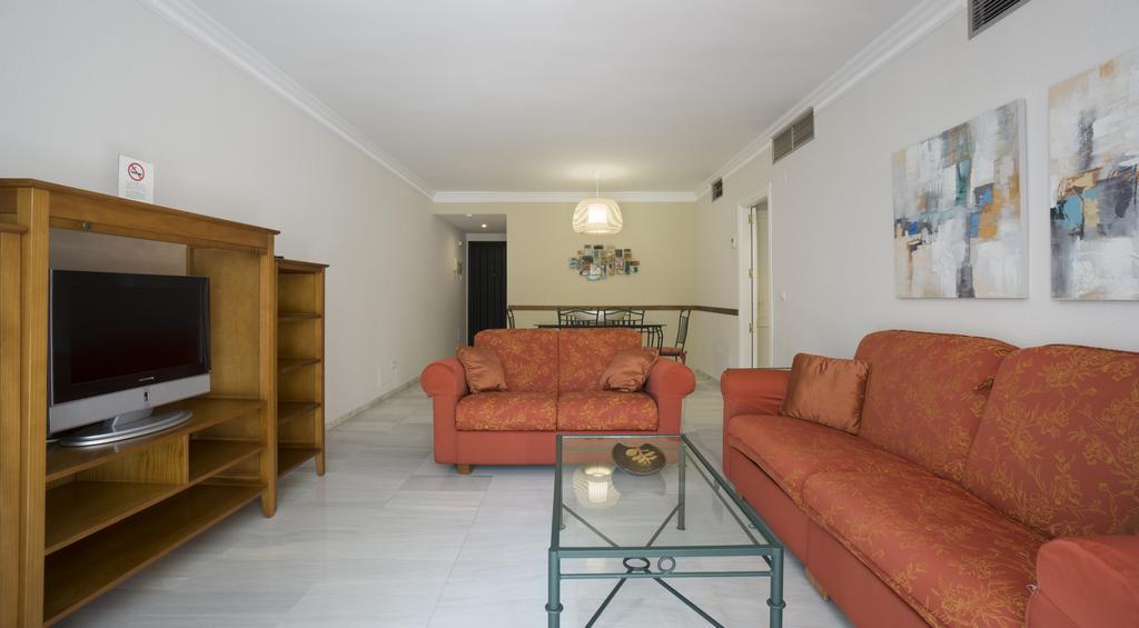 شقة Club Jardines Del Puerto ماربيا المظهر الخارجي الصورة