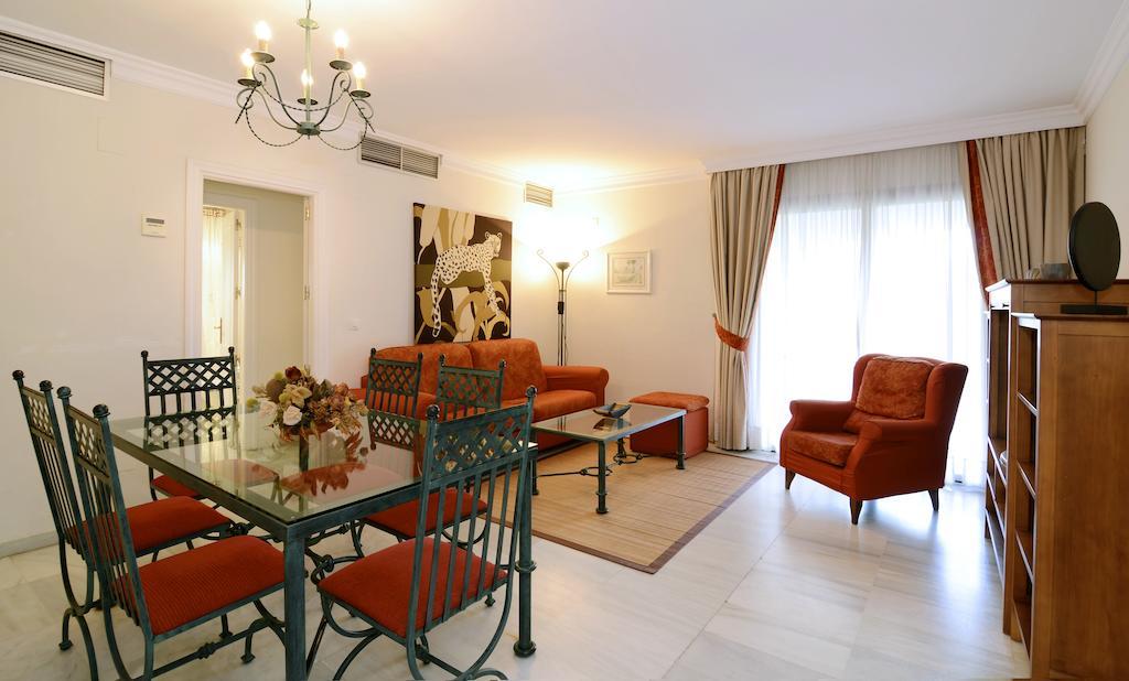 شقة Club Jardines Del Puerto ماربيا المظهر الخارجي الصورة