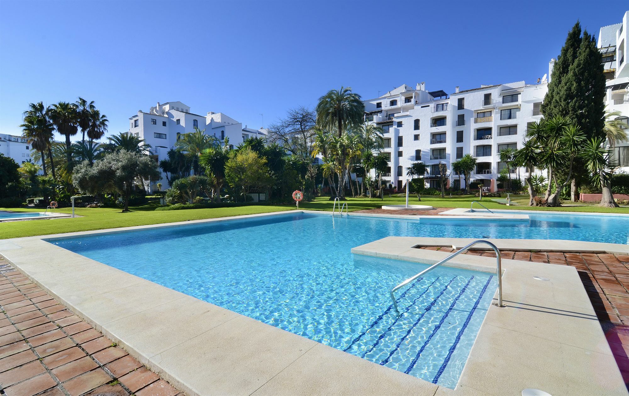 شقة Club Jardines Del Puerto ماربيا المظهر الخارجي الصورة